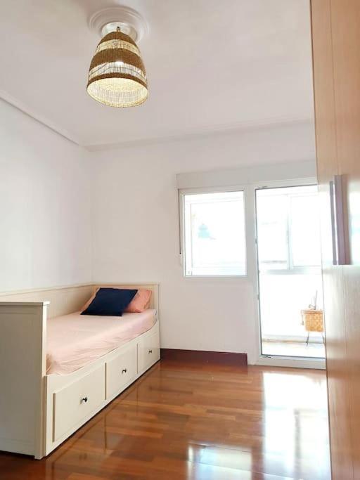 Piso Centrico Cerca De La Playa Apartman Castro Urdiales Kültér fotó